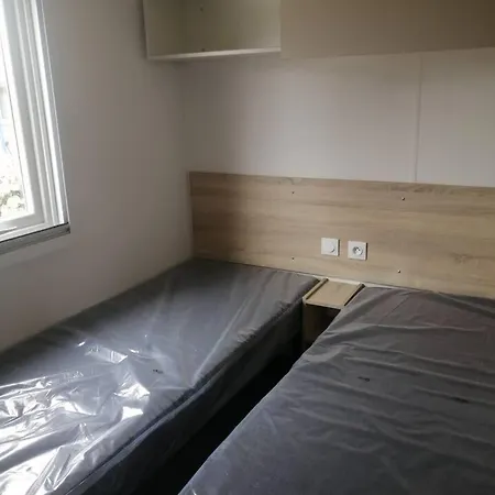 Mobil-home Dans Parc Residentiel 6-8 Pers *