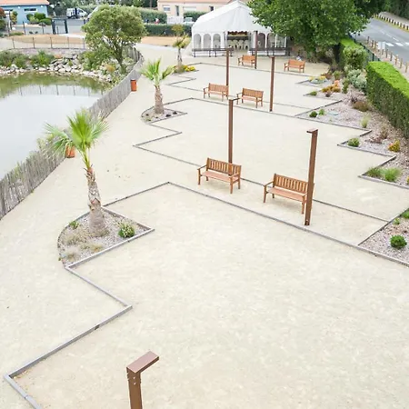 Mobil-home Dans Parc Residentiel 6-8 Pers Camping *